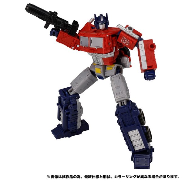 Takara Netflix Transformers Optimus Prime Official In Hand Images  (4 of 11)